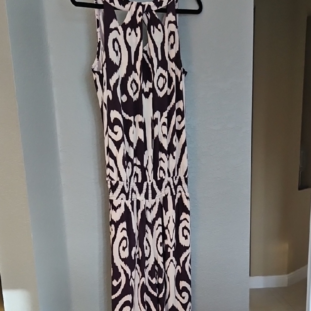 INC International Concepts Purple and White Garment